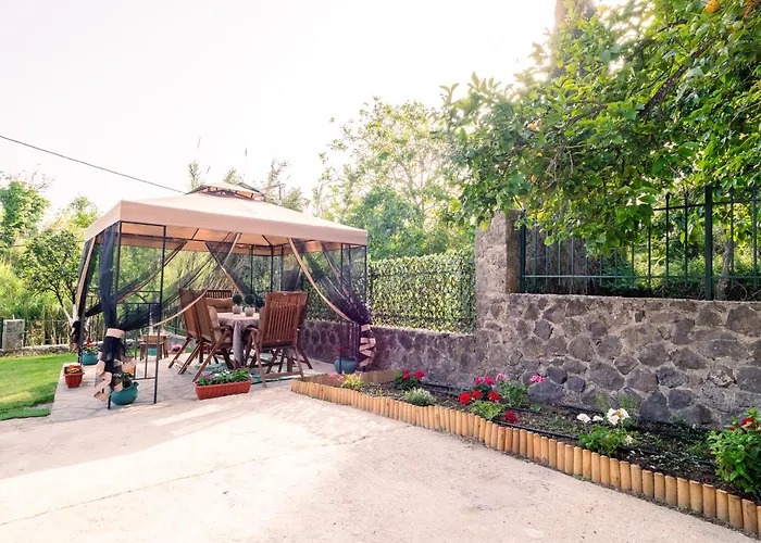 Villa Theodore